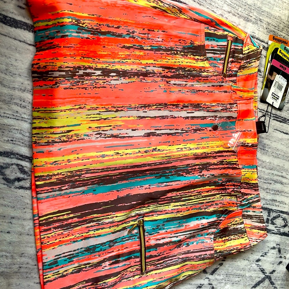 Jamie skirt orange size 8 NWT